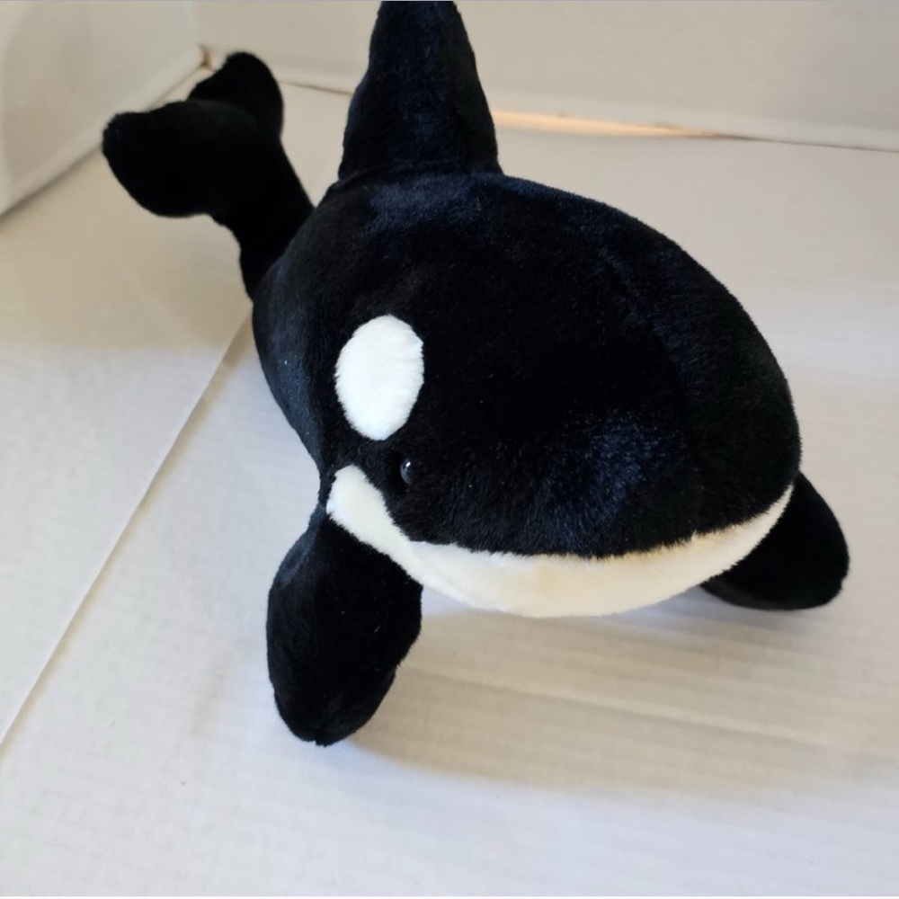 Seaworld Plush Orca Whale Toy - Black and White